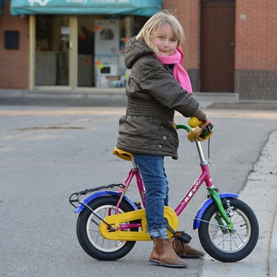 Kids Cycling a Sports Category Bootstrap Responsive Web Template