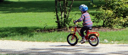 Kids Cycling a Sports Category Bootstrap Responsive Web Template