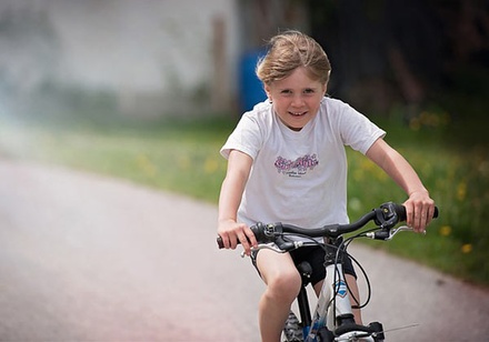 Kids Cycling a Sports Category Bootstrap Responsive Web Template